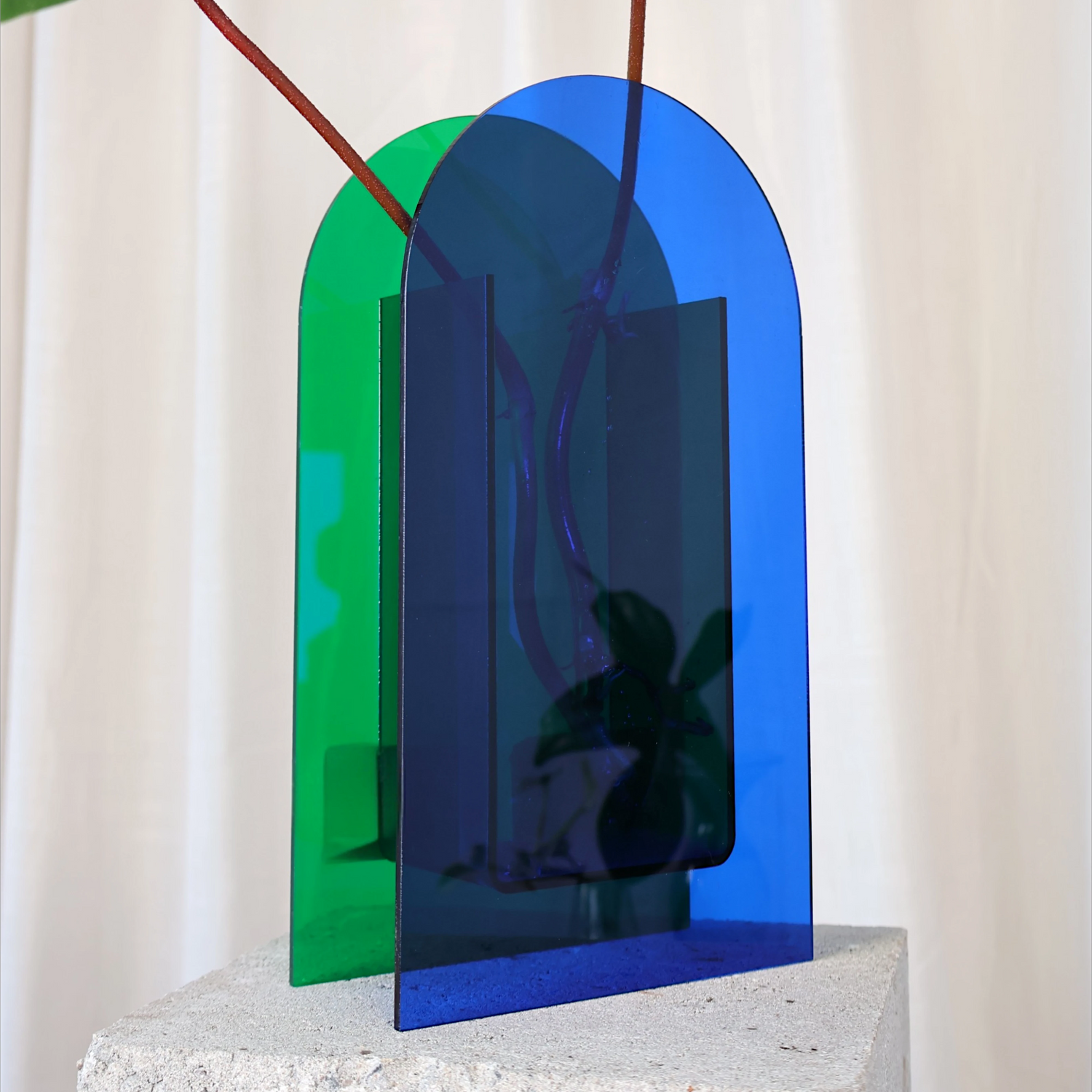 Geometric Vase Dome Blue